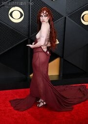 Chappell-Roan-Nude-Grammy-TheFappening.Pro-5.jpg
