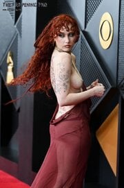Chappell-Roan-Nude-Grammy-TheFappening.Pro-4.jpg