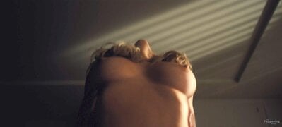 sydney-sweeney-naked-huge-tits-moaning-euphoria-topless.png-003-thefappeningblog.com_.jpg