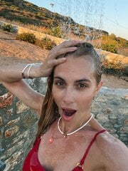 dorettapapadimitriou_official_1785071069570.jpg