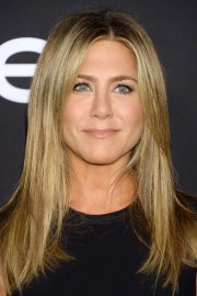 jennifer-aniston-attends-the-4th-annual-instyle-awards-2018-at-the-getty-center-in-los-angeles...jpg