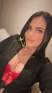 Escort-Ukrainian-Karina-Athens-Escorts-7.jpg