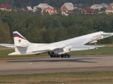 800px-Tu-160_at_MAKS_2007.jpg