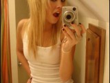 Self-Shot-Mirror-Girls-2.jpg