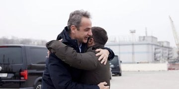 mitsotakis-zelenskyy-agalia.jpg