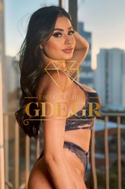 LAURA-SENSUAL-CURVY-LATIN-GDE-ATHENS-CALL-GIRL-2-1.jpg