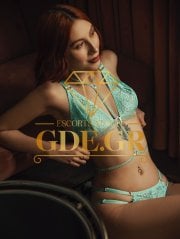 ARIEL-SUPER-SEXY-REDHEAD-COLOMBIAN-GDE-CALL-GIRL-2.jpg