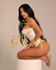 LORA-BRAZILIAN-EROTIC-ESCORT-7.jpg