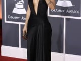 Kaley-Cuoco-Grammy-Awards-2010-the-big-bang-theory-10217662-800-1228.jpg