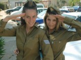 military_woman_israel_army_000190_jpg_530.jpg