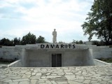 DAVARITS.jpg