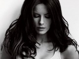 kate_beckinsale_hot_girl_nipples.jpg