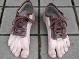 wtf-photos-videos-horrifying-foot-wear1.jpg