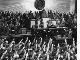 Bundesarchiv_Bild_Berlin_Reichstagssitzung_Rede_Adolf_Hitler.jpg