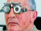 ophthalmology_test_frames_on_an_elderly_man_m450150.jpg