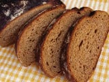 black_rye_bread_588.jpg