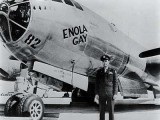 tibbets-paul-enola-gay-historical-0305-1a.jpg