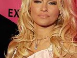 200px-Pam_Anderson_2009.jpg