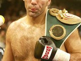 1321968927_45712556_valuev_champ2nikolai-valuev_allweapons.ru.jpg