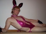 Bunny_Beauty_Pose_2_by_GirlyNekoBoi.jpg