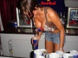 sexy-barmaid-41-530x397-782090.jpg