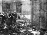 Victims_of_Soviet_NKVD_in_Lvov_,June_1941.jpg