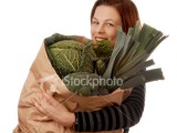 ist2_2808660_woman_with_vegetables.jpg