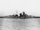 300px-Tirpitz_early.jpg