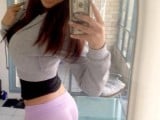 girls-wearing-yoga-pants-6.jpg