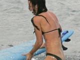 evangeline-lilly-ass-bikini-03.jpg