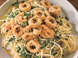 mare_amalfi_calamari_pasta_v.jpg