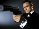 3169624-5685380-navnet-er-bond-james-bond---1.jpg