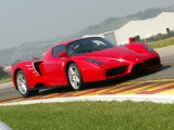 Ferrari-Enzo-037.jpg