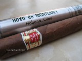 hoyo-monterrey-coronation-b.jpg