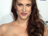 0b378_vinessa_shaw_hairstyles_vinessa-shaw-long-sexy-hairstyle-08.jpg