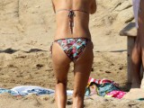 Elli-Kokkinou-Bikini-Beach-Mykonos-Kanoni-9.jpg