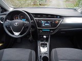 Toyota_Auris_1.6_Life+_Cockpit.JPG