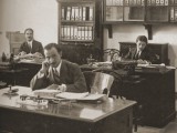 Σ2dimosioi_ypalliloi-1930.jpg