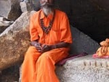 651189-Boulder-Guru-Hampi-0.jpg