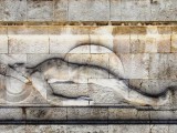 Tomb_of_Unknown_Soldier_at_Syntagma_Square.jpg