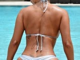 Jennifer-Nicole-Lee-Hot-Butt-Pool-Miami-Kanoni-4.jpg