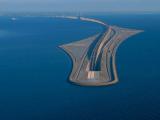 oresund-bridge-tunnel-connects-denmark-and-sweden-.jpg