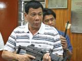 pix-duterte-w-gun1.jpg