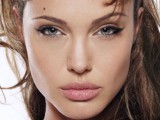 angelina_jolie_01_header.jpg