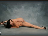 nude_contortionist_08.jpg