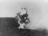 116-USS_Columbia_hit_by_kamikaze.jpg