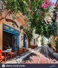 a-picturesque-cafe-of-plaka-in-athens-greece-DRGP2B.jpg