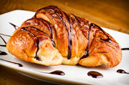 depositphotos_11449265-stock-photo-croissant.jpg