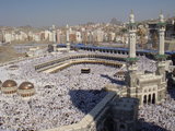 Al-Haram_mosque_-_Flickr_-_Al_Jazeera_English.jpg