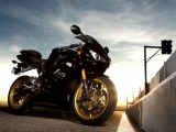 Daytona675_SE_gallery_pop_1_2008.jpg